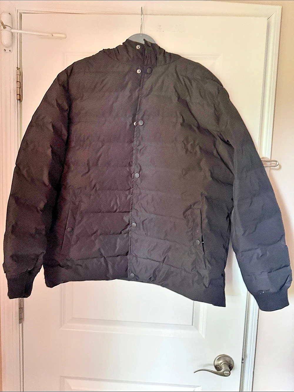 LCKR Puffer Jacket in Black Size Large